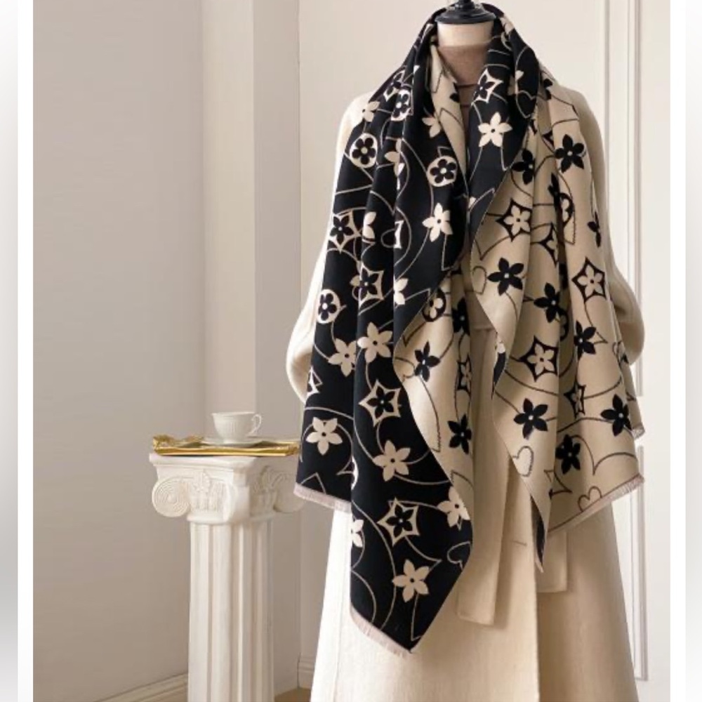 Reversibl Scarf Multi Listing